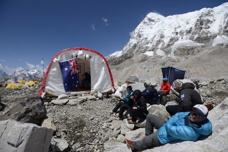 World’s highest ER battles to save lives on Everest
