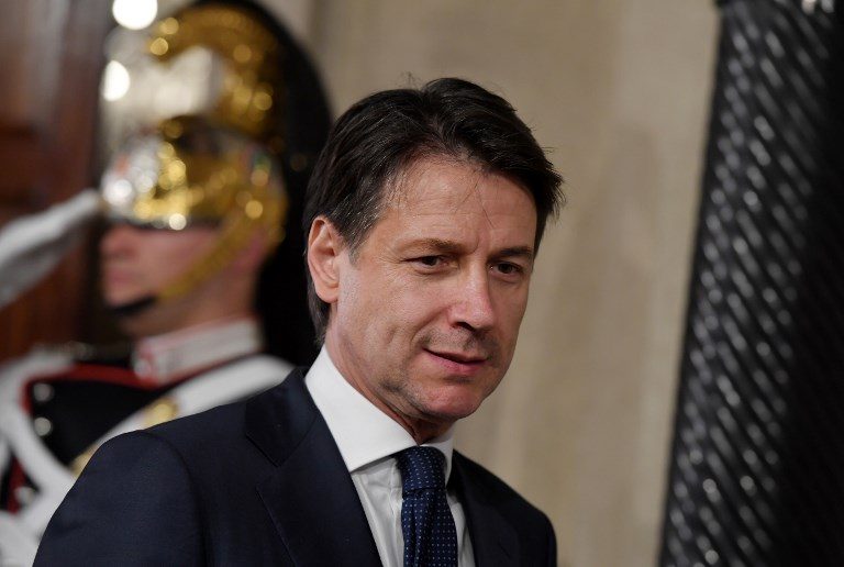 Italian populists reach last-ditch deal to take power