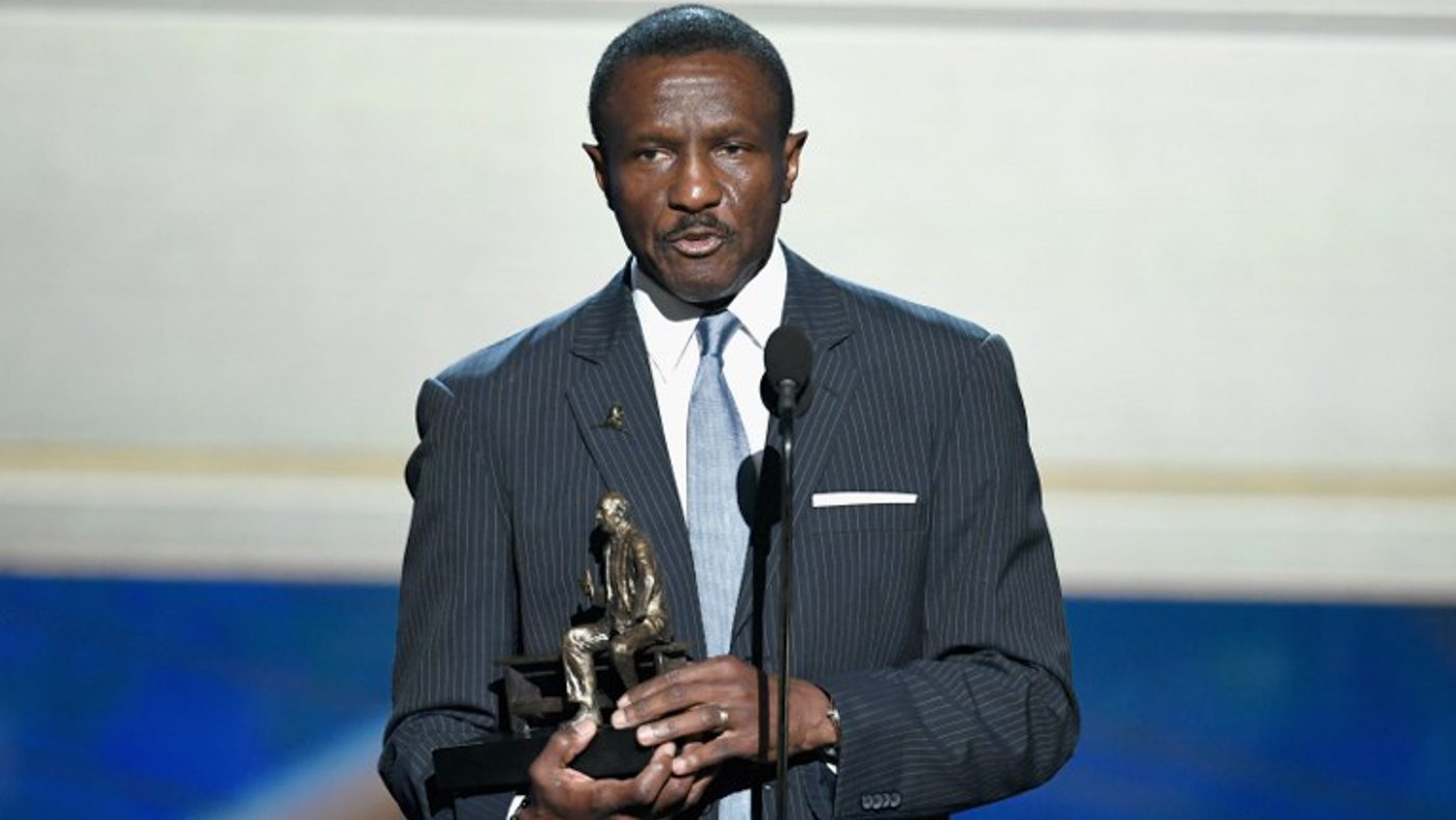 Dwane Casey wins Coach of the Year after getting fired from Toronto
