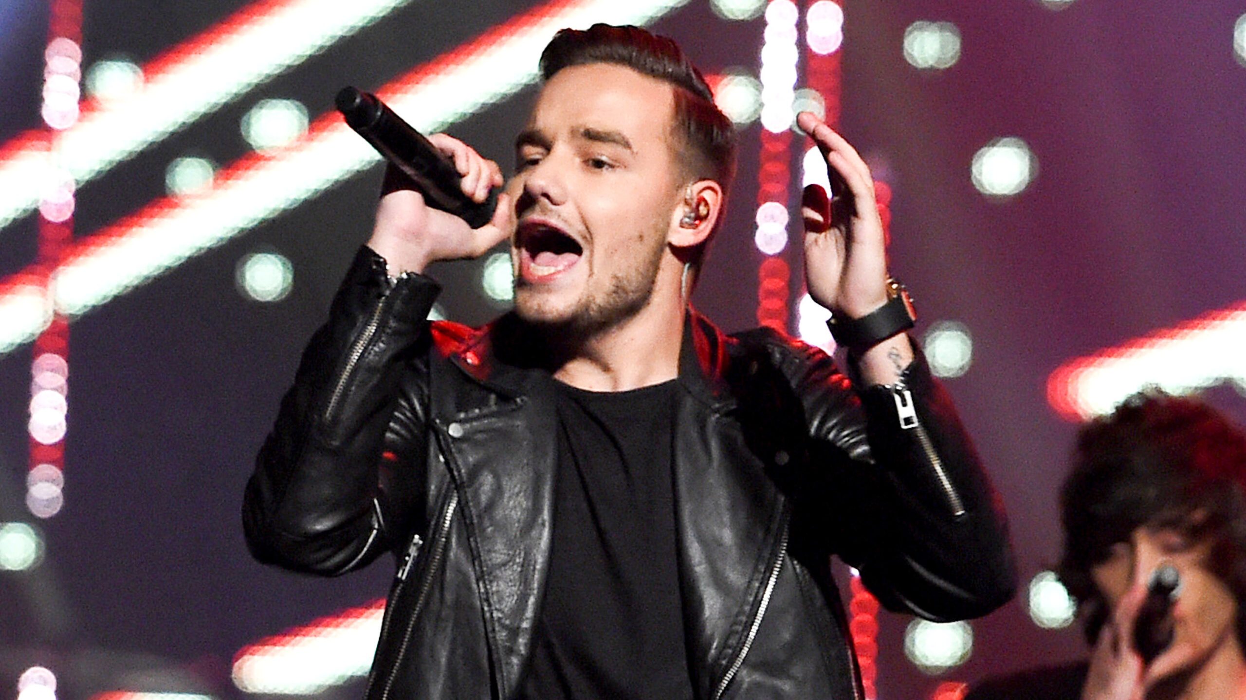 Liam Payne latest from One Direction to go solo