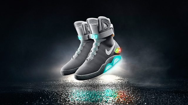 Sepatu kets Nike Mag bertali ‘Back to the Future Part II’, kini menjadi kenyataan