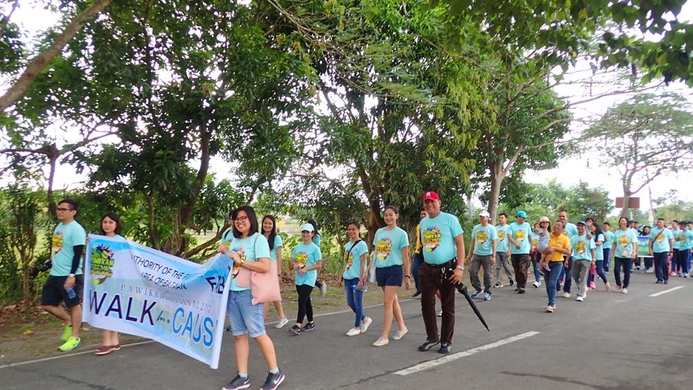 WALK FOR A CAUSE. Students, government agencies, civil society, among others, took part in the three-kilometer walk for pawikans. 