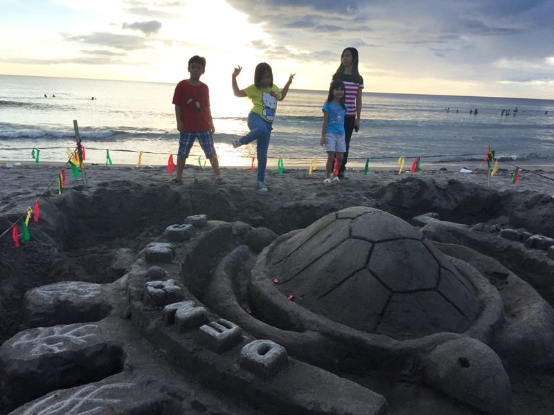 SAND SCULPTURE. Pawikans were also sculpted from sand. Photo by Juliana Comiso 