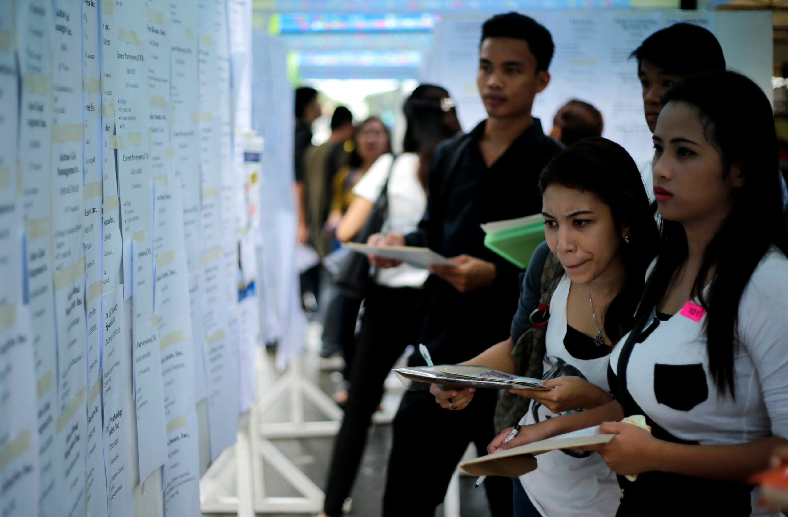 Adult joblessness rises to 23.2% – SWS