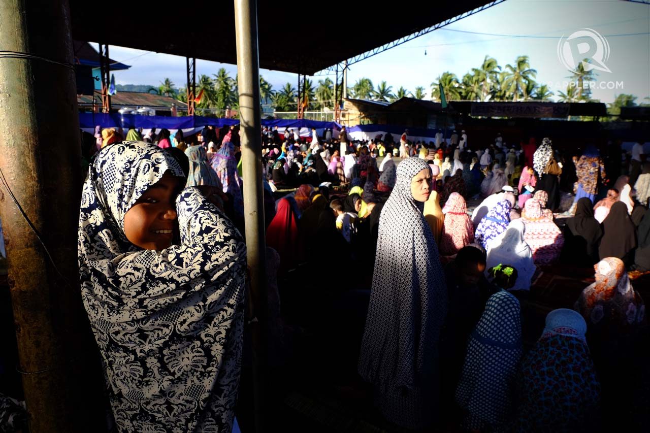 MARAWI CITY. Internally Displace Persons commemorate Eid'l Adha inside the Saguiaran Municipal Gymnasium. Photos by Bobby Lagsa/Rappler 