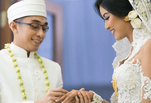 FOTO: Pernikahan Puteri Indonesia 2008 Zivanna Letisha