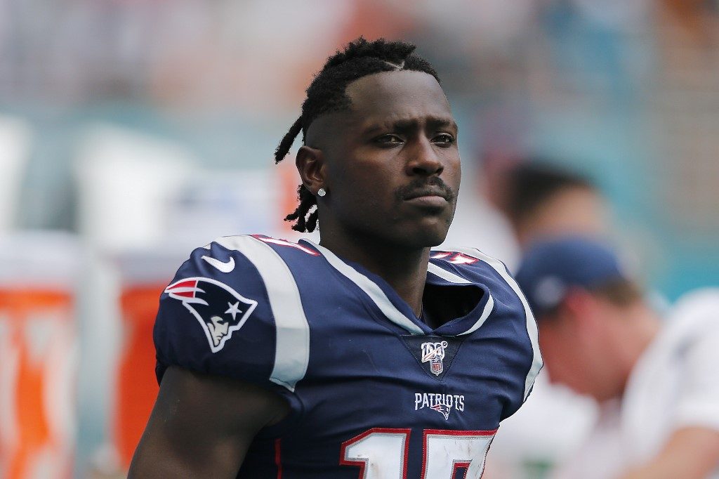 Patriots receiver Brown dropped by Nike, sidesteps questions