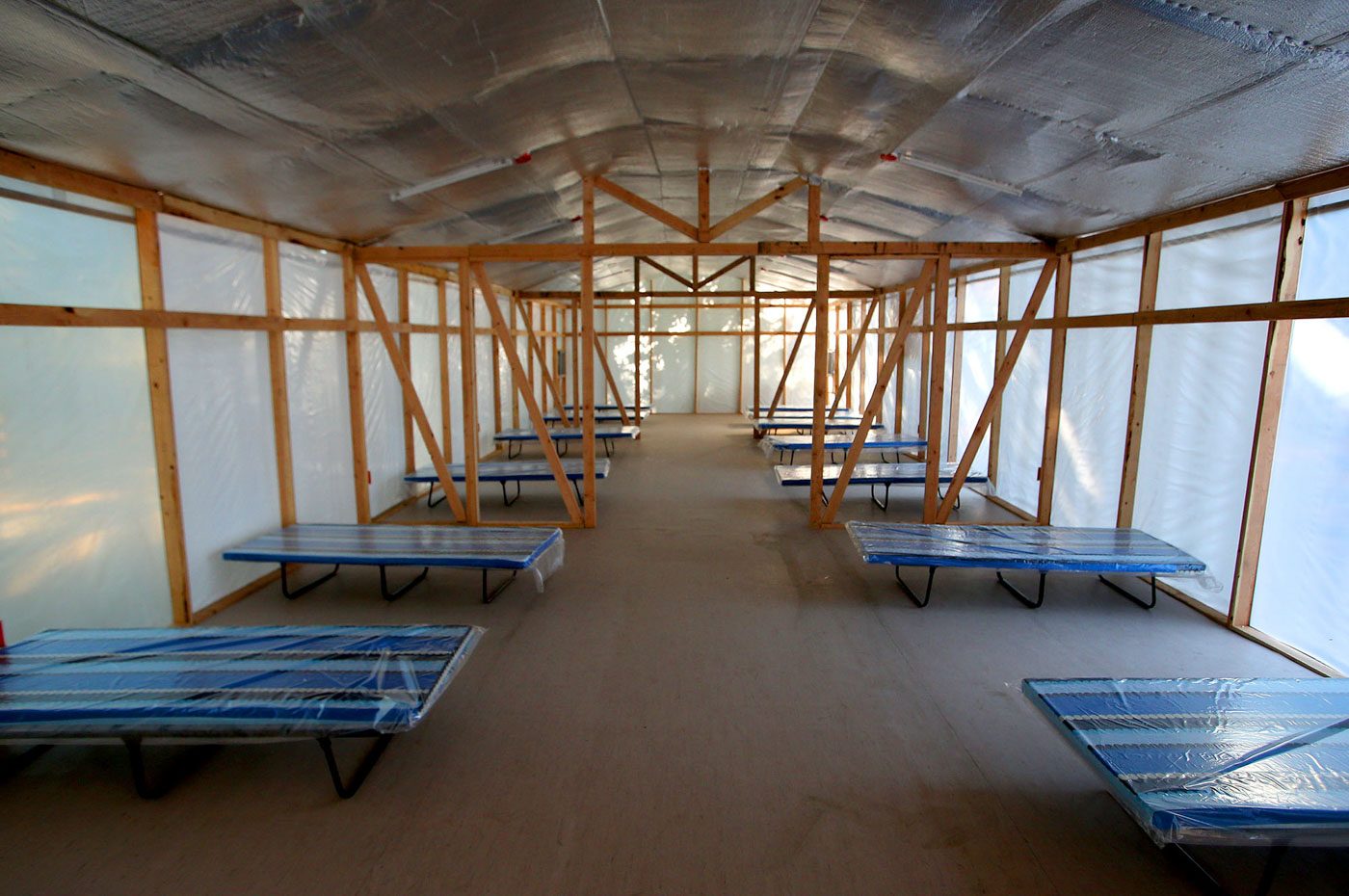 17 BEDS. The facility was designed and donated by the company WTA Architecture and Design. Photo by Inoue Jaena/Rappler 