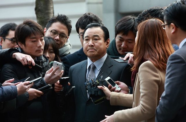 South Korea PM tenders resignation over bribery scandal
