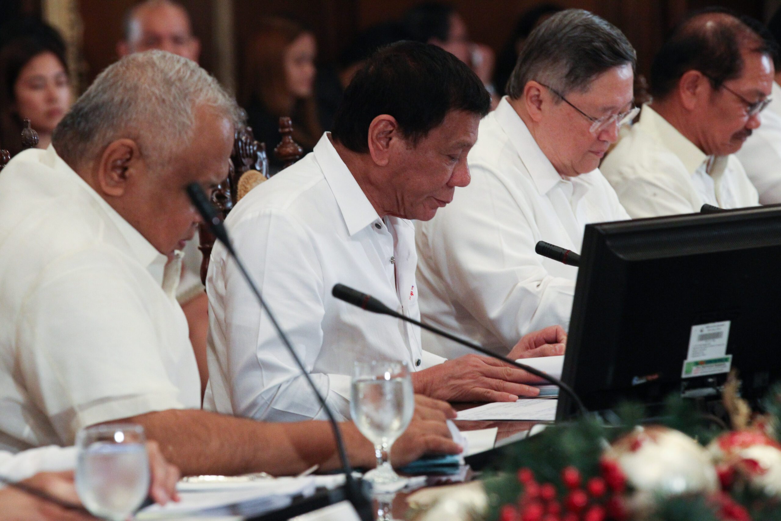 Duterte signs P3.35-trillion 2017 budget into law