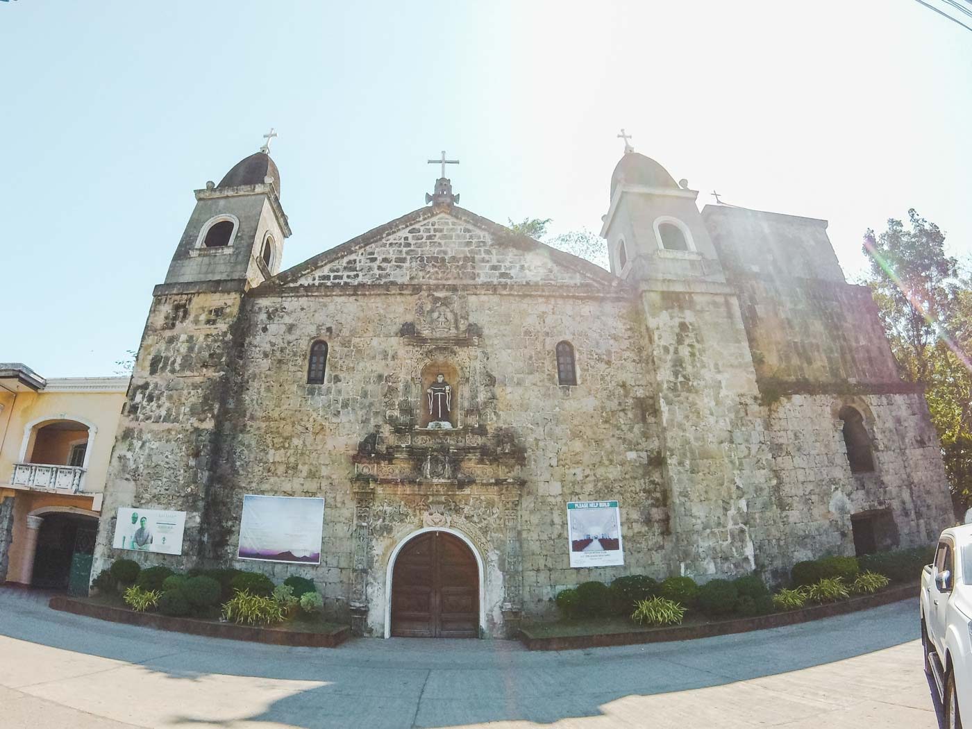 UNIQUE. The church's facade is adorned with intricate Latin-American design and interior made of colorful stone mosaic portraying the Passion of Christ which took decades to finish. Photo by Carl Don Berwin/Rappler 