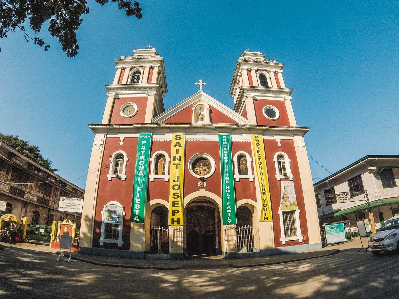 HISTORIC. The first church built in Iloilo City, San Jose Church houses the replica of the Sto Niño de Cebu. This is also where Dinagyang Festival is celebrated. Photo by Carl Don Berwin/Rappler  