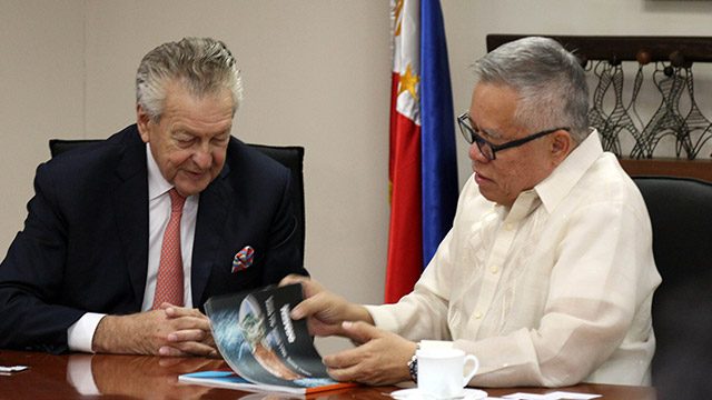 Trade Secretary Ramon Lopez presents to Damen Group chairman Kommer Damen investments opportunities in the Philippines. Photo by DTI-OSEC PRU 