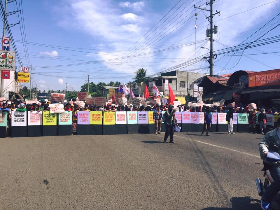 Protesters block Davao-Agusan highway