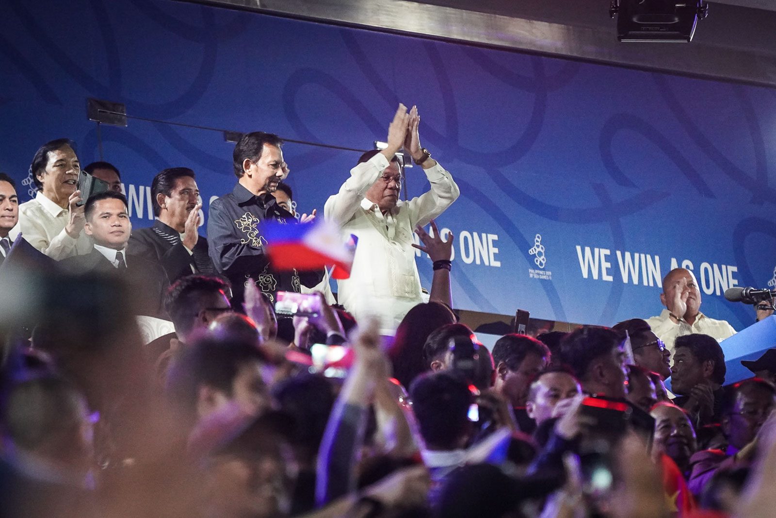 Duterte jives to ‘Manila’ in SEA Games 2019 opening ceremonies