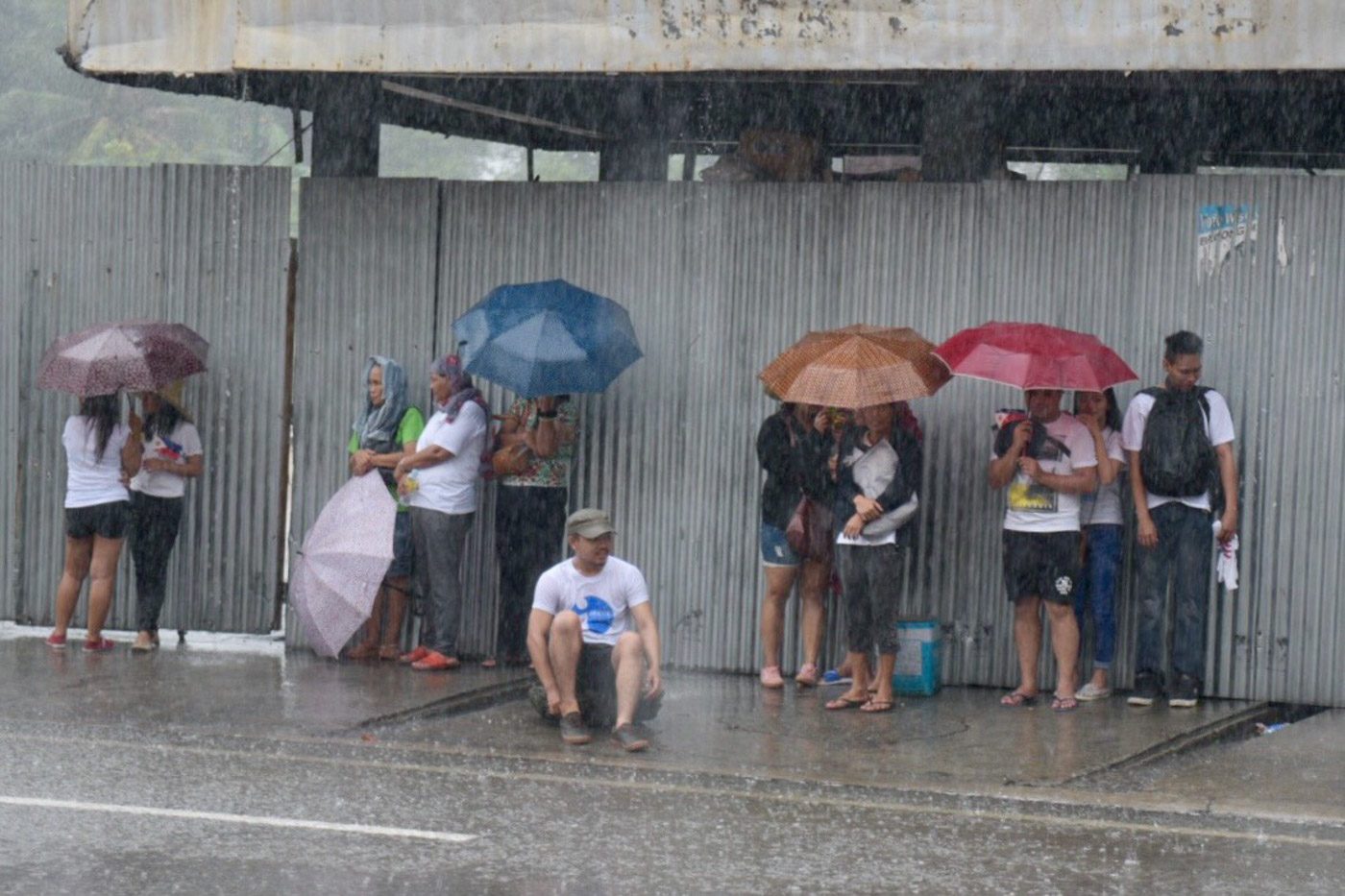 Heavy rain hits Metro Manila, Calabarzon, Central Luzon