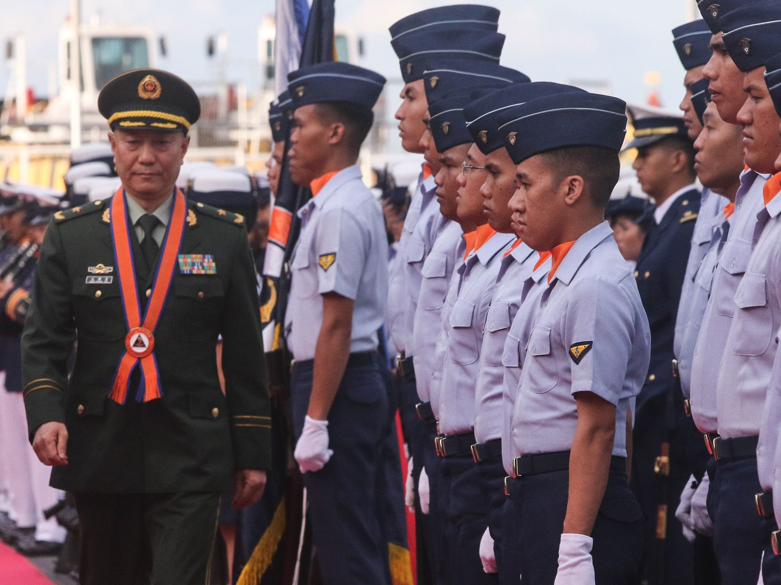 WELCOMED. China Coast Guard Major General Wang Zhongcai during the arrival honors at Philippine Coast Guard Headquarters in Manila on January 14, 2020. Photo by KD Madrilejos/Rappler 