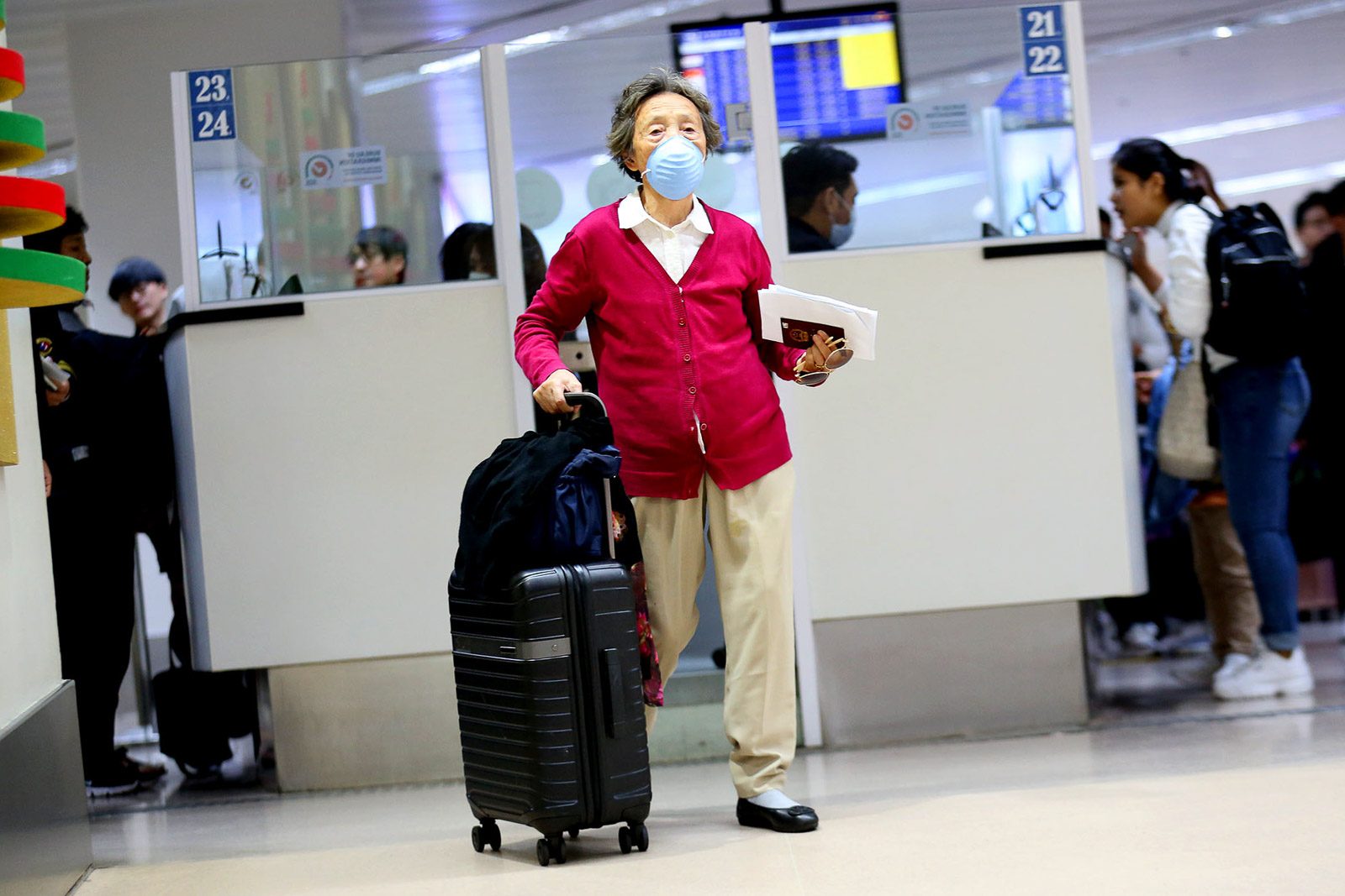 Senators urge PH-China travel ban to stop spread of coronavirus
