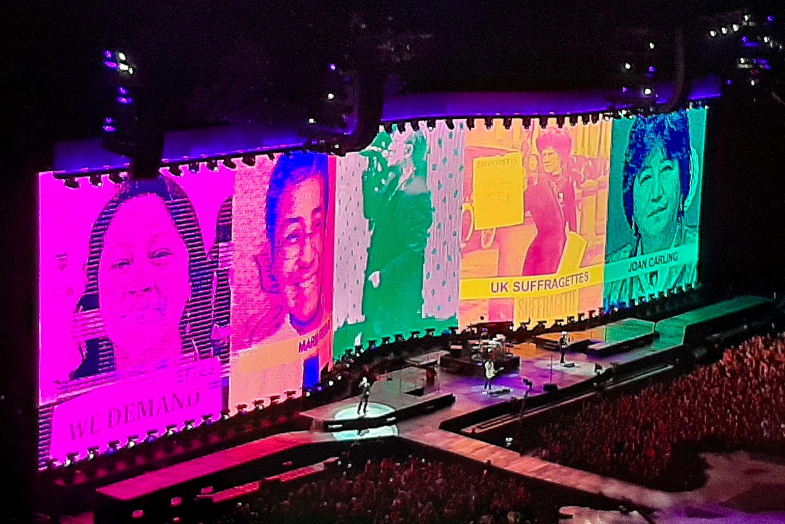 HERSTORY. U2 pays tribute to 'women who light up history' as they play their song 'Ultra Violet.' Photo by Miriam Grace Go/Rappler 