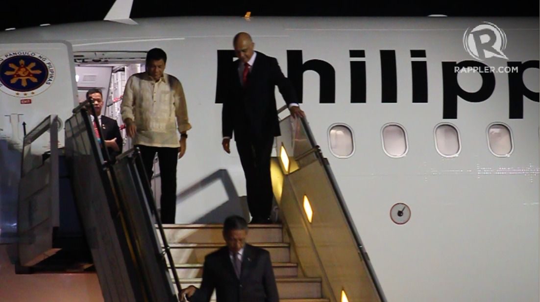 Presiden Filipina Rodrigo Duterte tiba di Bandara Halim Perdanakusuma, Jakarta, pada 8 September 2016. Foto oleh Diego Batara/Rappler 