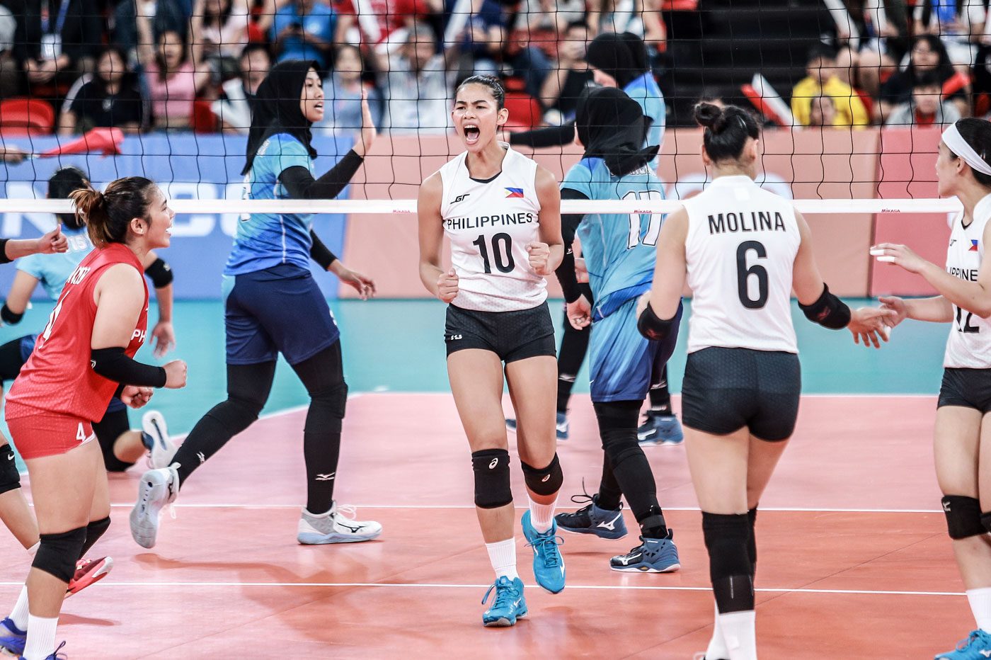Indonesia rallies past PH in women’s volleyball bronze preview match