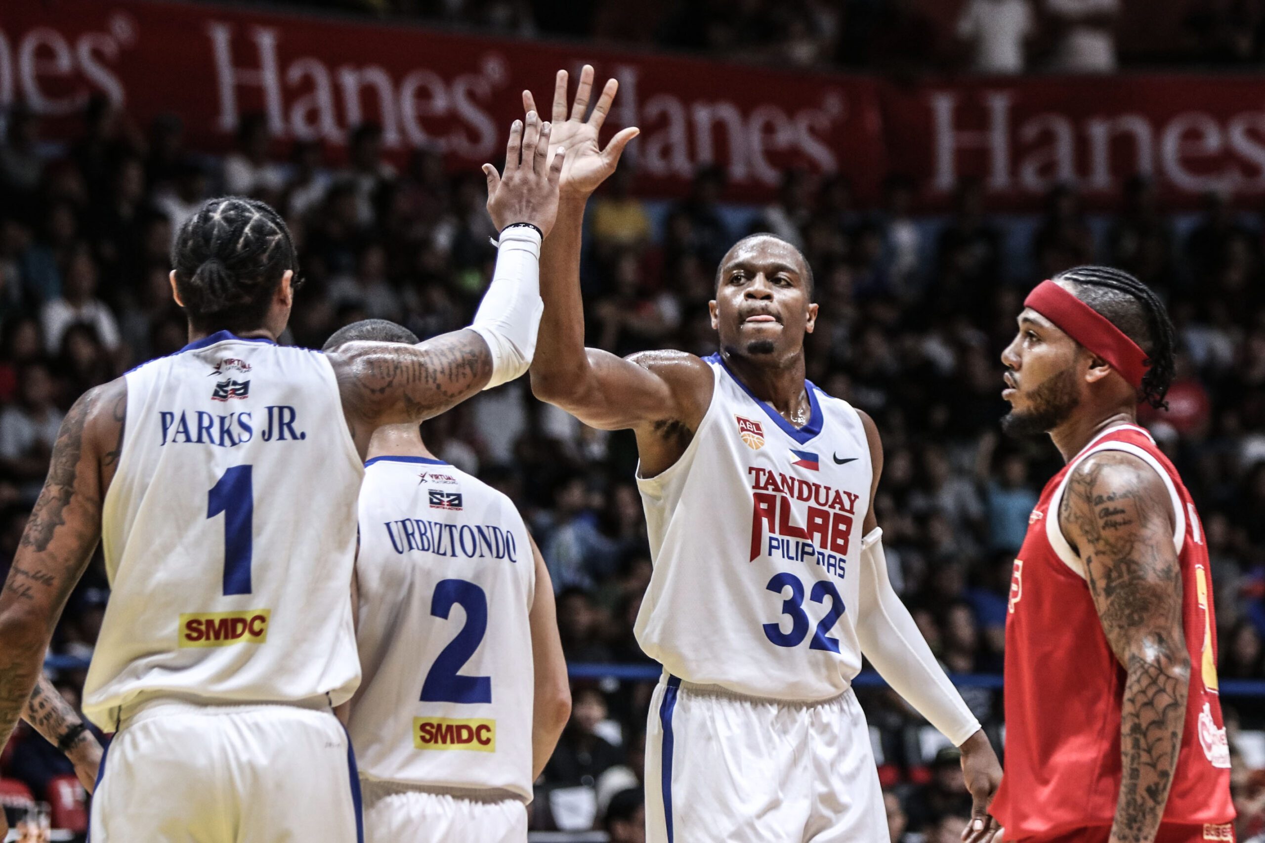 Alab Pilipinas bounces back big with lopsided victory over Mono Vampire