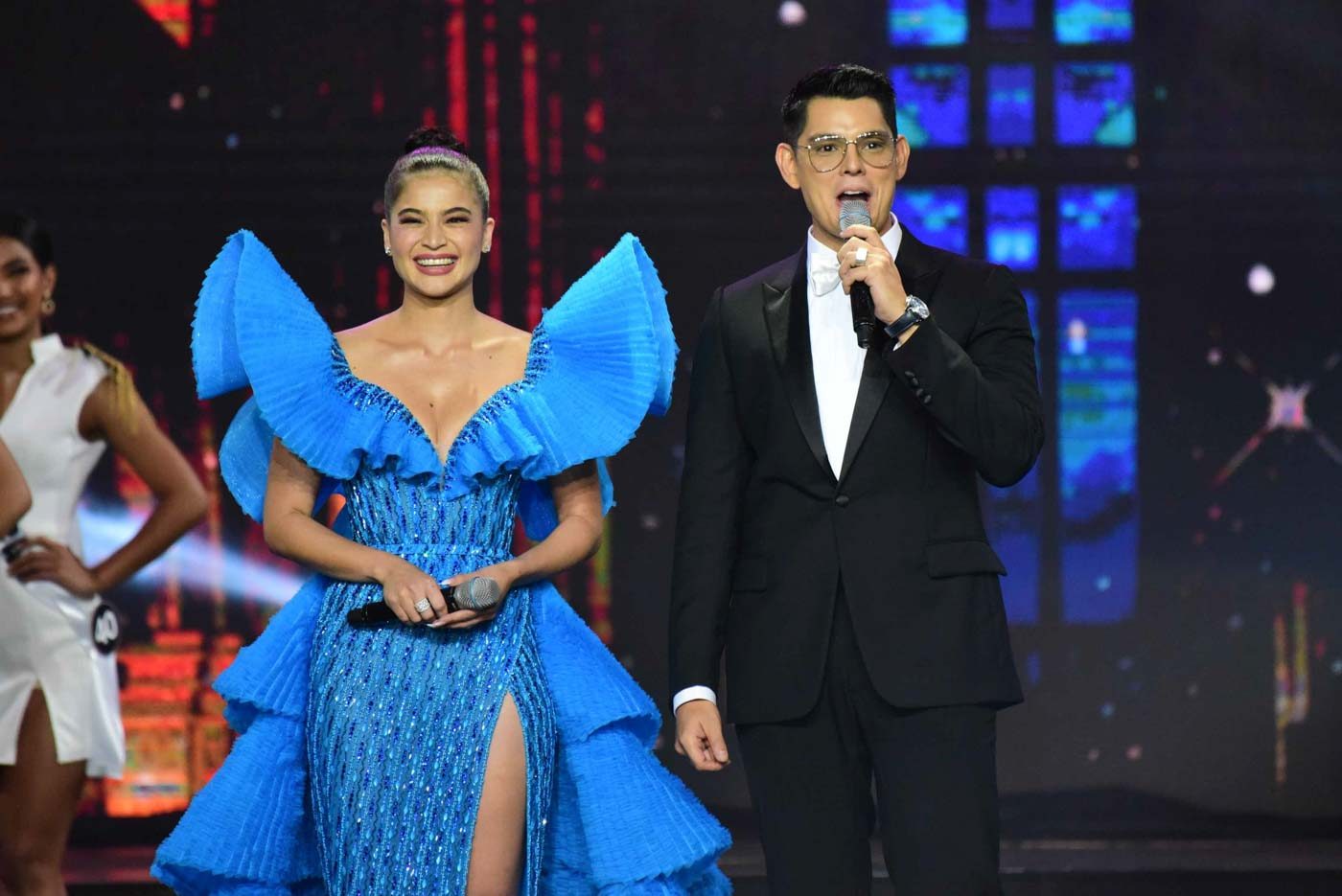 IN PHOTOS: Anne Curtis’ fashion moments at the Binibining Pilipinas 2019 finals night
