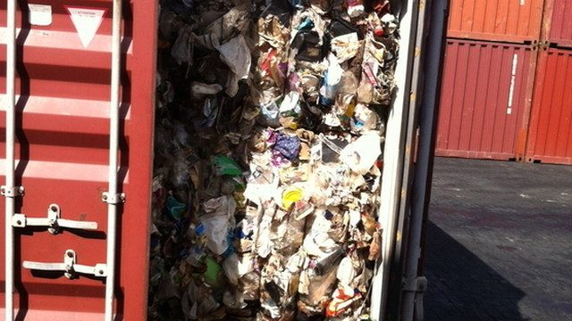 Leaking shipment of Canadian garbage poses health risks