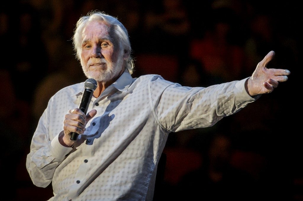 Country music legend Kenny Rogers dies at 81