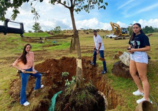 LOOK: Richard Gomez, Lucy Torres plant a tree on 22nd wedding anniversary