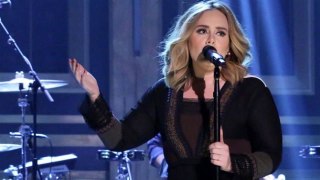 Adele album enjoys decade’s biggest US sales year