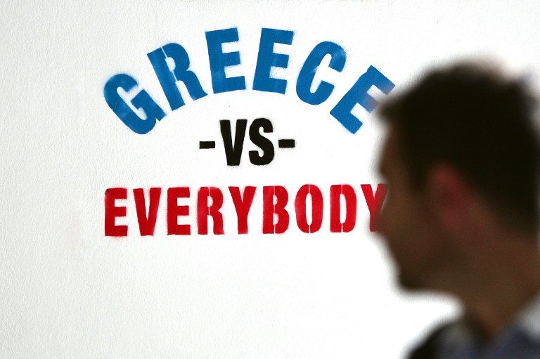 Greece, creditors locked in stalemate over loan deal