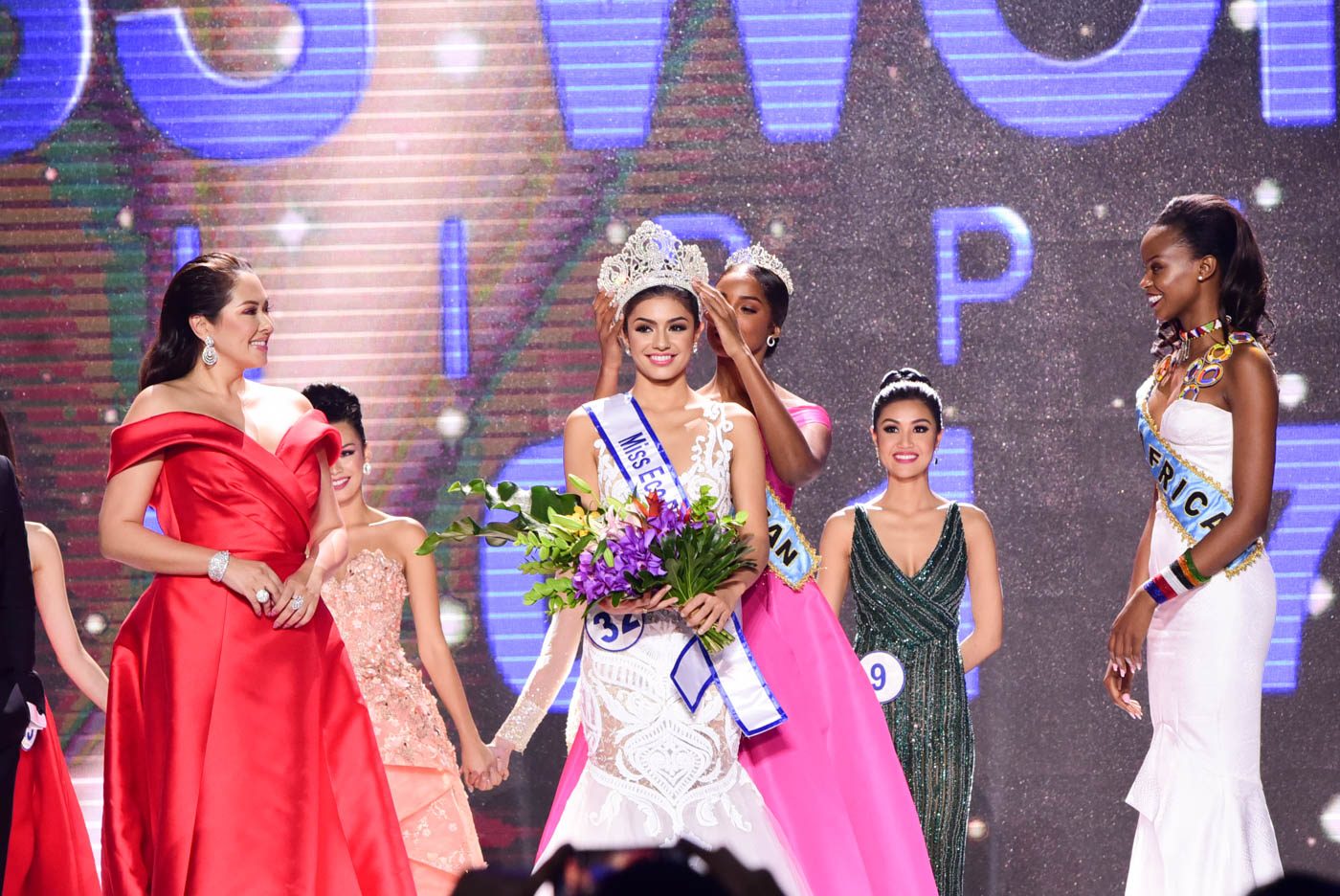 MISS ECO PHILIPPINES. Cynthia Thomalla's crowning moment. Photo by Alecs Ongcal/Rappler 