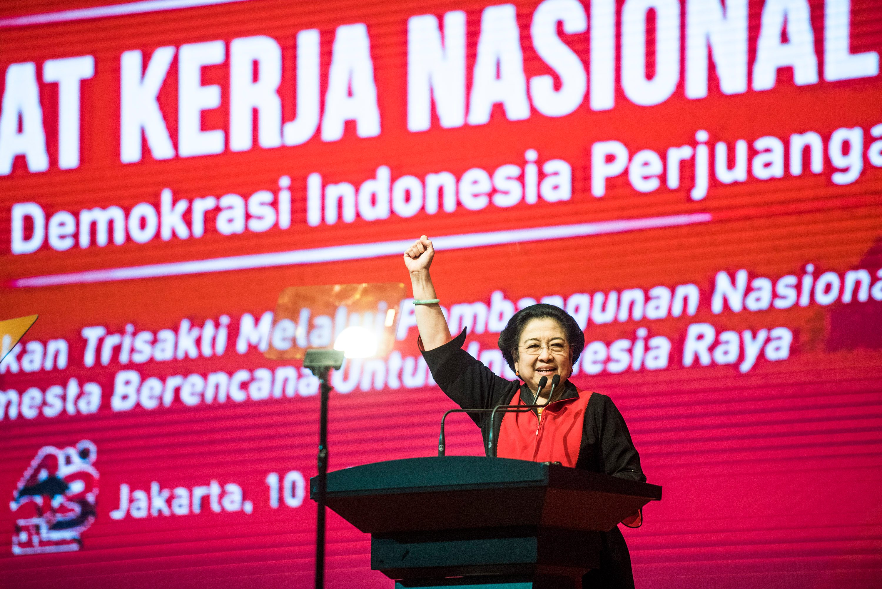 Ketua Umum Megawati Soekarnoputri menyampaikan pidato penutupan Rakernas I PDI-Perjuangan di Jakarta, pada 12 Januari 2016.Foto oleh M Agung Rajasa/Antara 
