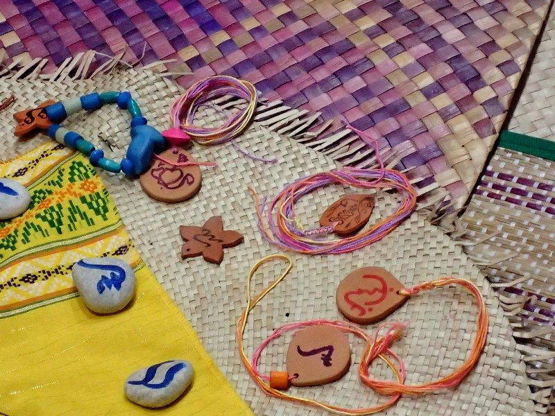 BAYBAYIN CRAFTS. There are now accessories like necklaces with Baybayin inscriptions. 