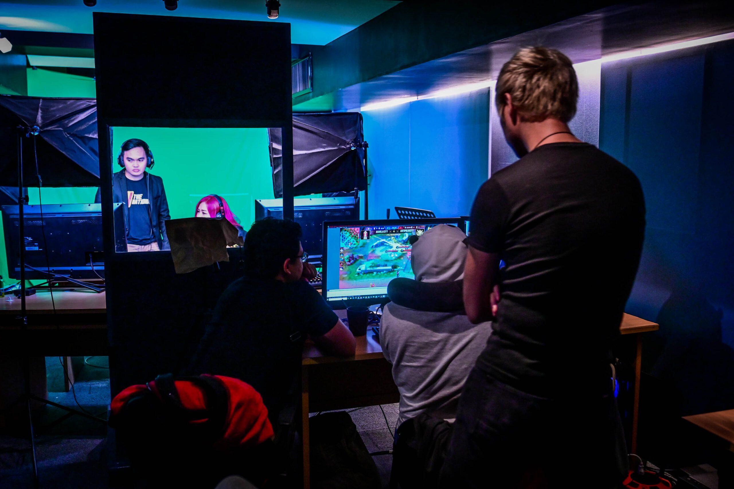 eSports at the grassroots: Bringing the game back to town
