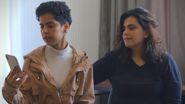 Fleeing Saudi sisters issue plea for help and a message for Apple and Google