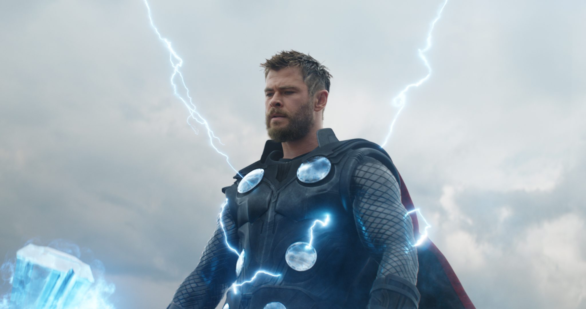 ‘Avengers’ star Chris Hemsworth to go under cover in comedy cop flick
