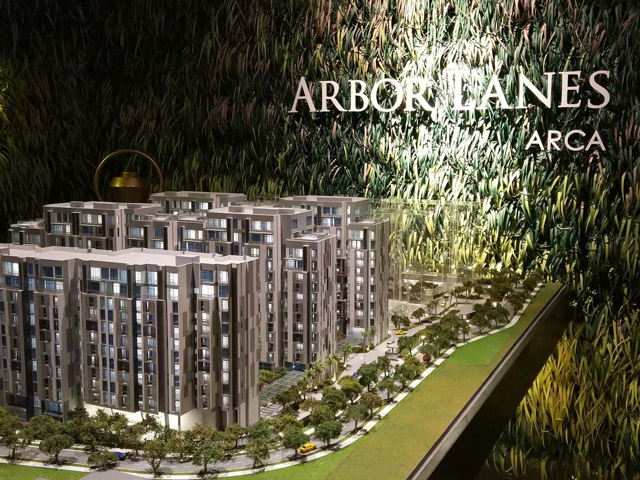 GREEN SPACES. Arca South's green-themed flagship residential project Arbor Lanes is modeled after Serendra in BGC and features 60% open space with 80% of the units facing gardens. Photo by Chris Schnabel/Rappler 