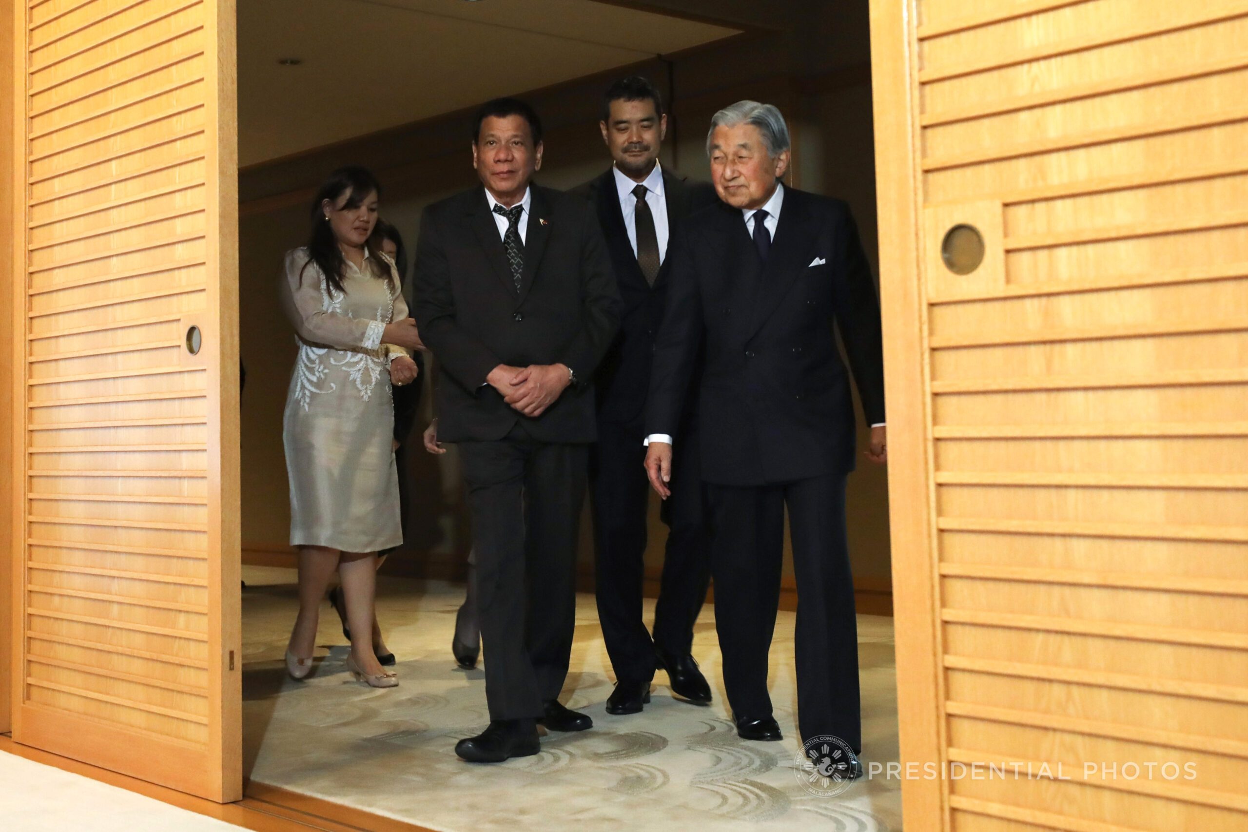 Duterte awed by simplicity of Japan Emperor and Empress