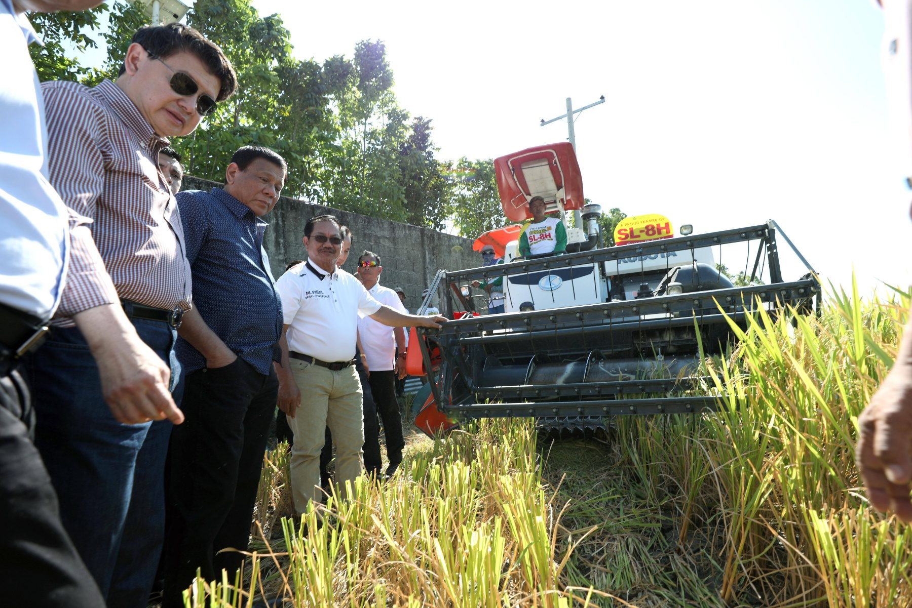 Duterte wants Landbank to provide more loans for farmers