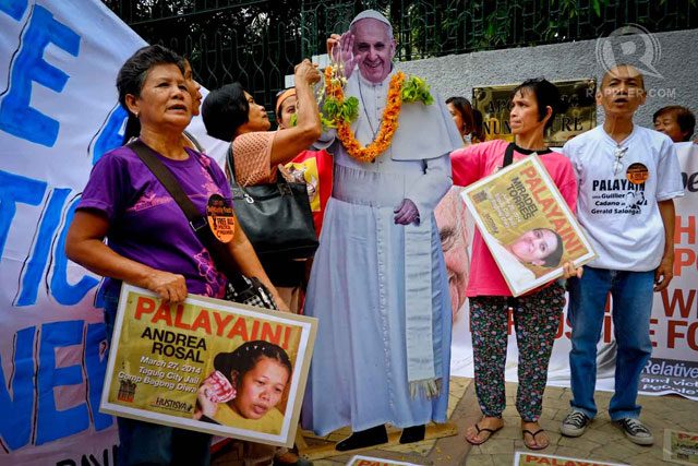 Political prisoners, families on hunger strike for papal visit