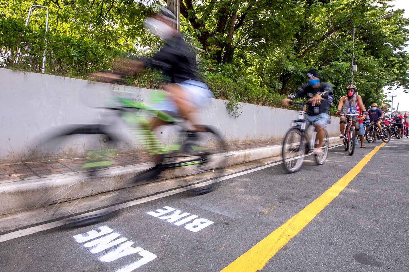 DILG to require bike lanes, warns of charges if not followed