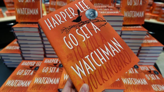 Harper Lee’s second novel tops 2015 US bestseller list