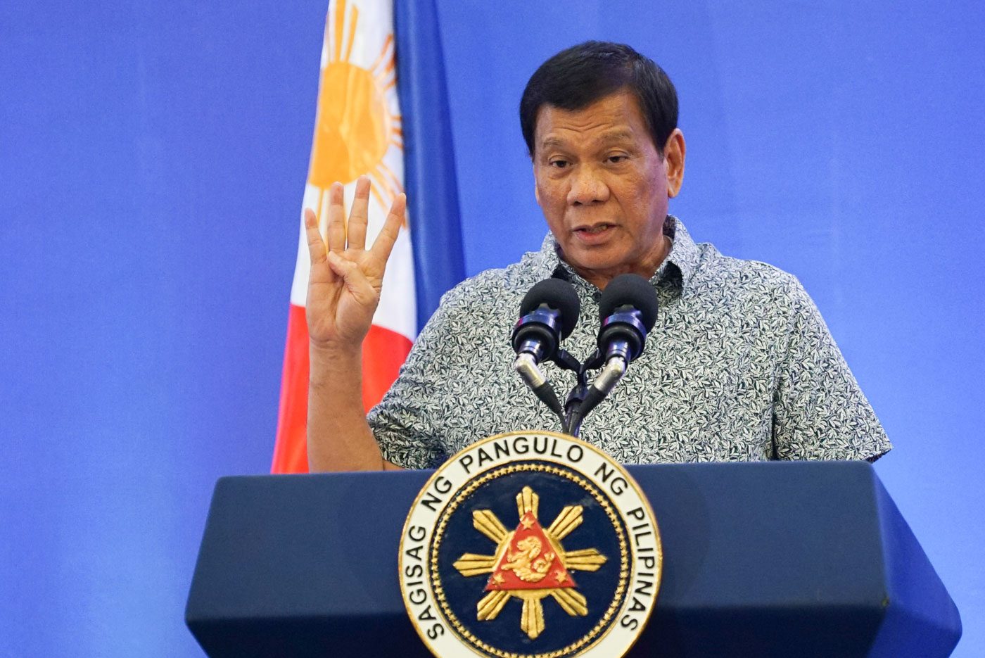 Trust in Duterte erodes among poor, improves among rich – SWS poll