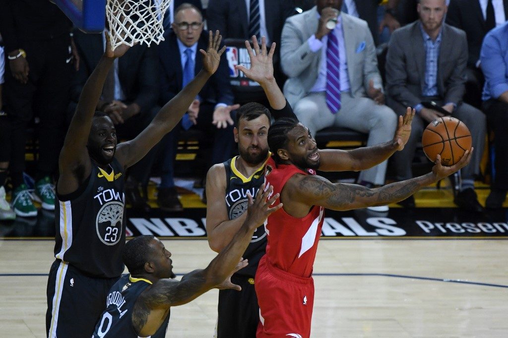 Kawhi, Raptors head home a win away from first NBA crown