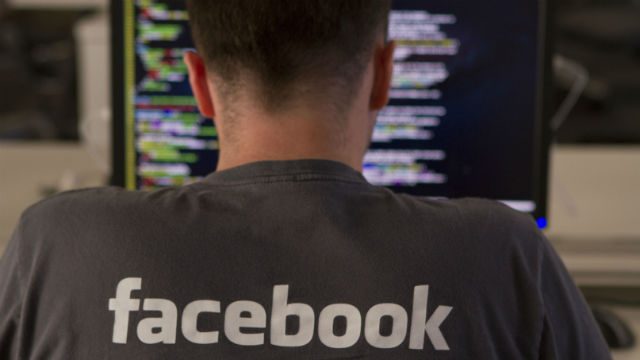 Facebook’s ad algorithm discriminates by race, gender – study