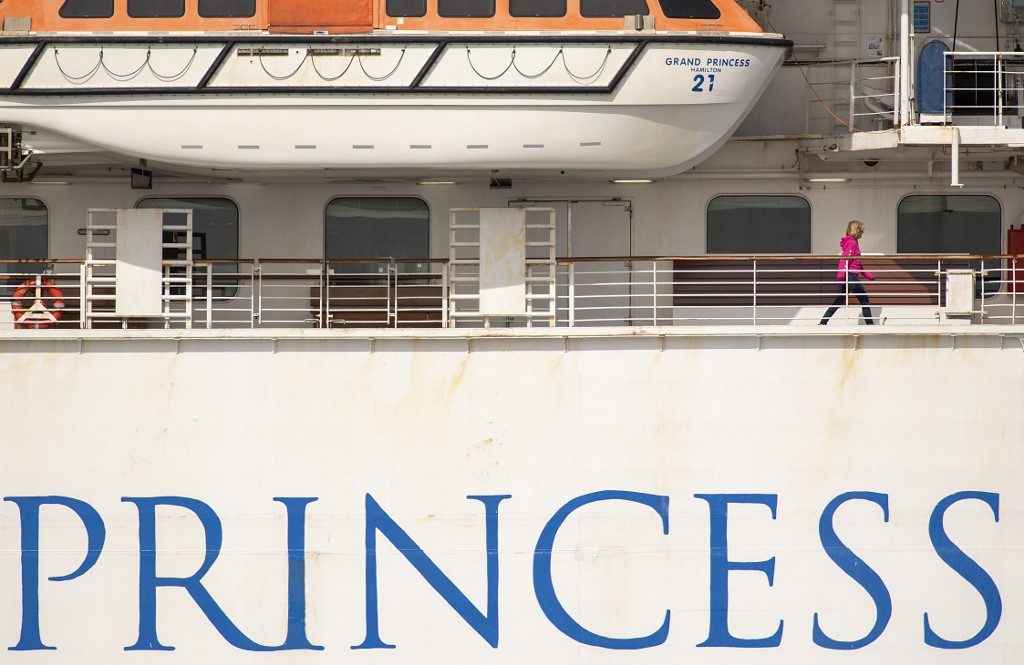 India denies entry to cruise ships on virus fears