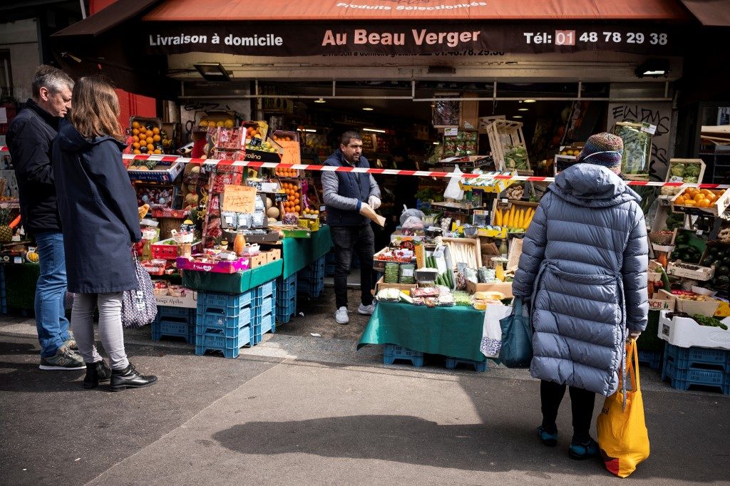Half of French private-sector workers now unemployed