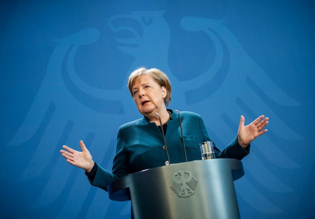 Merkel kicks off EU presidency with Brexit warning